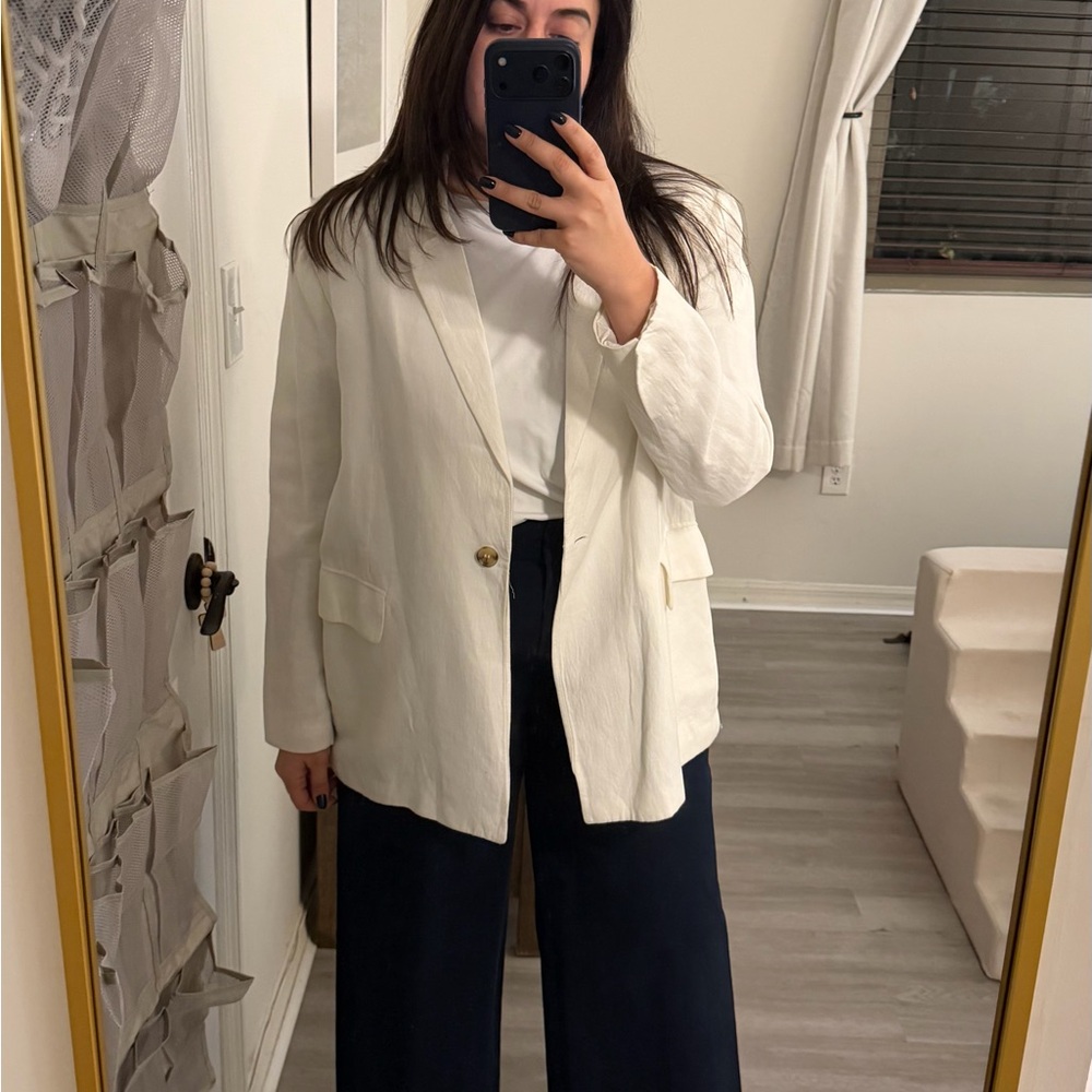 Zara White Blazer